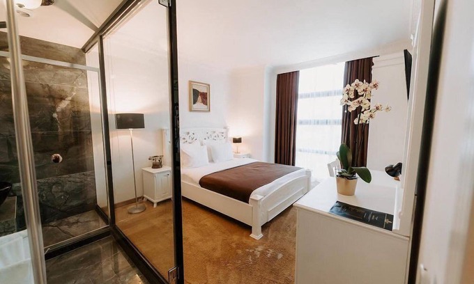 Pristina Hotel | Golden Hotel