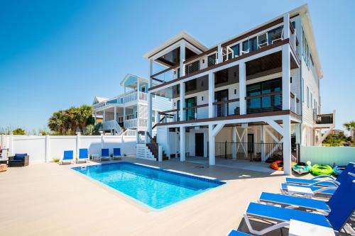 Oak Island House | Golden Hour by Oak Island Accommodations