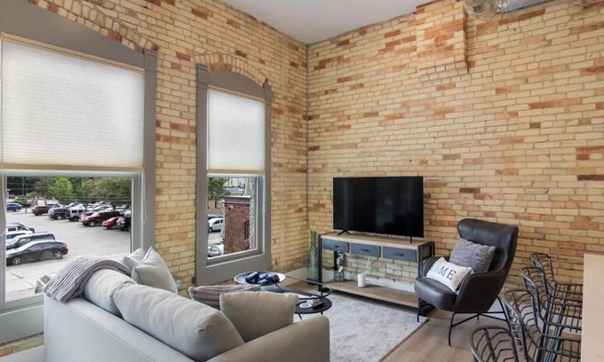 Traverse City House | Golden Lofts Unit 1 Downtown Traverse City 1BD 1BA