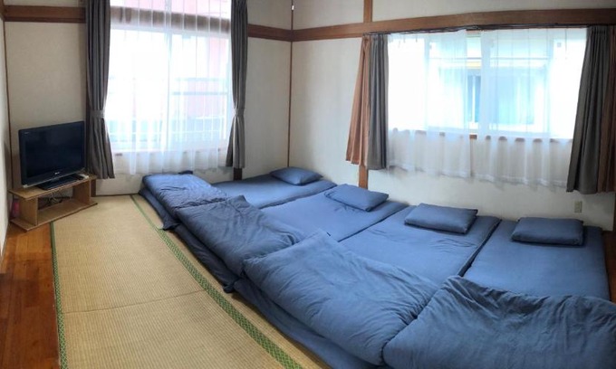 Amami Apartment | Golden Mile Apartment