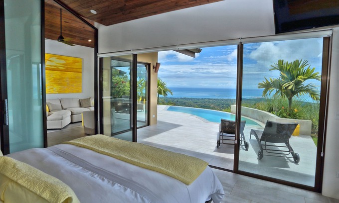 Ballena Hotel | Golden Pineapple Villas