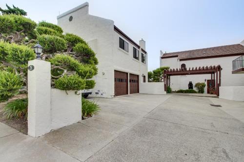 Cayucos House | Golden Sand Retreat
