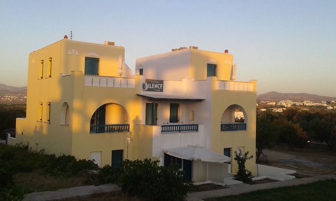 Agios Prokopios Apartment | Golden Silence