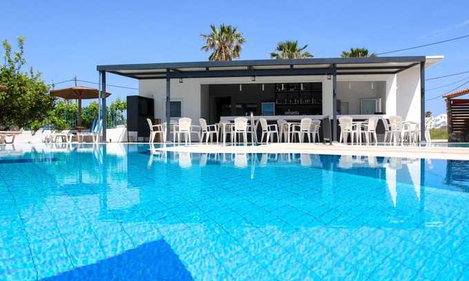 Tingaki Apartment | Golden Sun