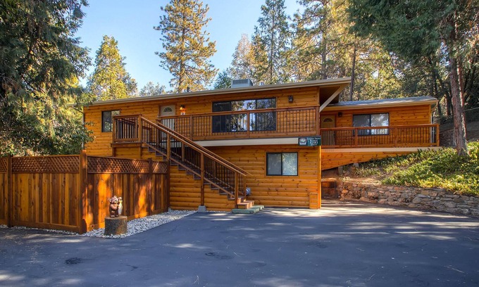 Yosemite Forks House | Golden Trout Retreat