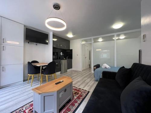 Golders Green House | Golders Green - Modern One Bed Property