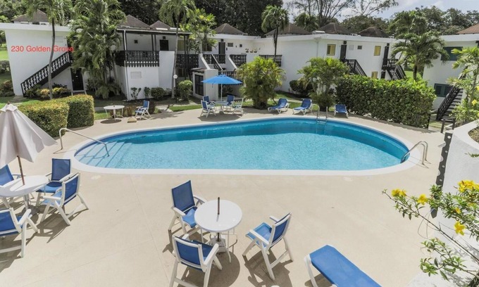 Rockley Condo | Golf & Beach - 230 Golden Grove, Rockley Golf Club BARBADOS. Lovely 1bed Condo!