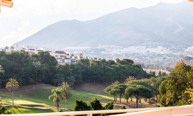Torrequebrada Apartment | Golf & Beach Benalmadena
