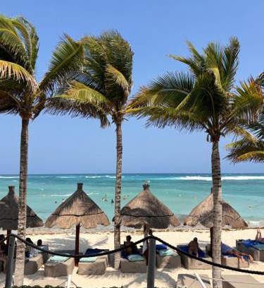 Akumal Apartment | Golf & Beach Haven