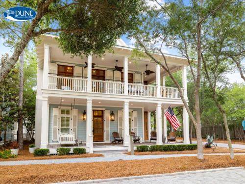 Watercolor House | Golf Cart Close to Beach Club in Watercolor! home