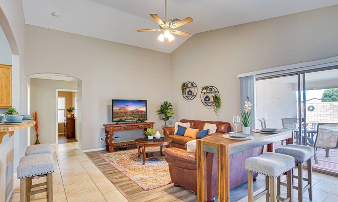 Maricopa House | Golf Community w/Private Pool! Super Clean.