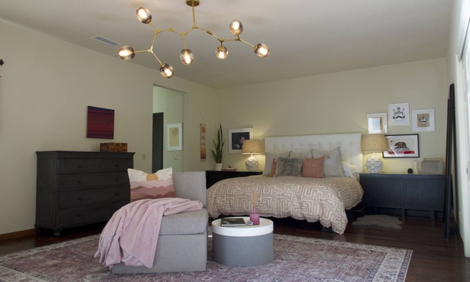 Ojai House | Golf Course Access Home in Downtown Ojai with Fine Art & Pro Interior Design.