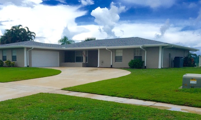 Port Saint Lucie House | Golf Course Front Pool Home in Club Med. Minutes from Beaches.