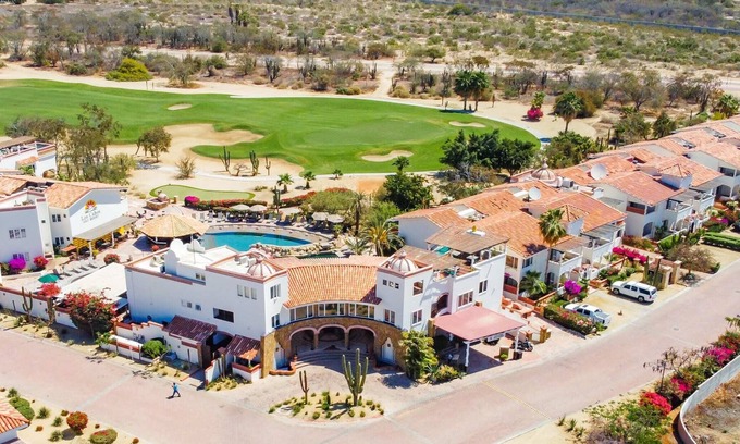 Colonia El Progreso Villa | Golf, Fun, Sun * Resort King Villa
