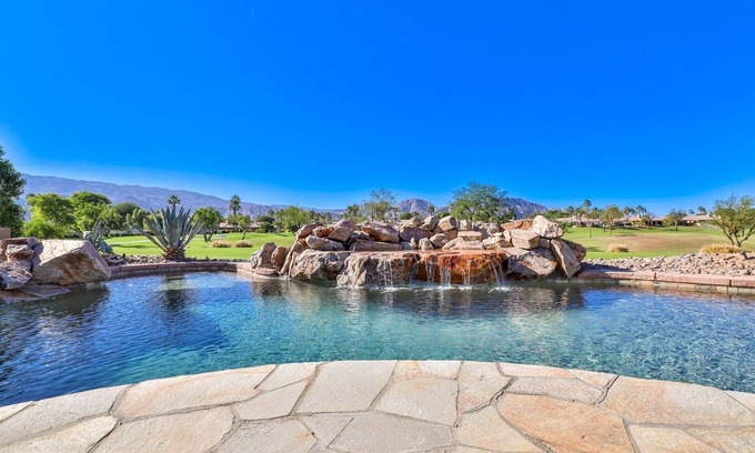 La Quinta Villa | Golf Lovers' Haven: Luxury Living in the Heart of PGA West!
