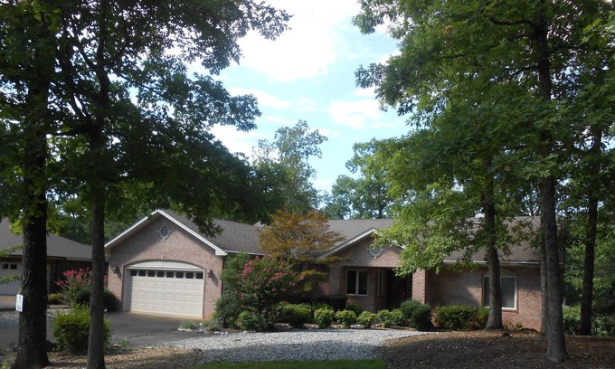 Hot Springs Village House | Golfview Home With Gas Grill on the Deck - Unit 0913 by Redawning