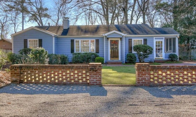 Aiken Cottage | Gone Away Cottage-Lovely Aiken/Horse District