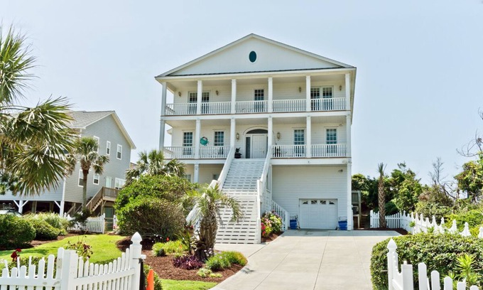 Emerald Isle House | Gone With The Waves, Oceanfront House in Emerald Isle, NC!