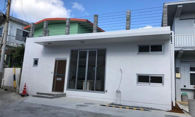 Sarahama Apartment | 宮古島伊良部島/一軒家貸/レンタカー有 avahouse【新築】