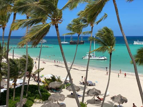 Bavaro Apartment | Good location on the beach