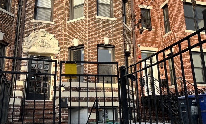 Columbia Heights Apartment | Good Night 2 Queens-1bdrm Metro, 10-min. Ride downtown, White House