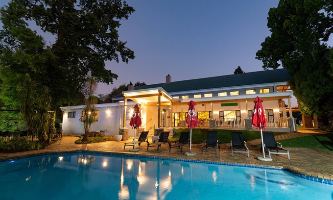 Cathkin Park Cabin | Gooderson Monks Cowl Golf Resort