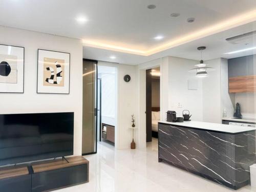 Seocho-dong Apartment | Goodfellow seocho gangnam Seoul arts center