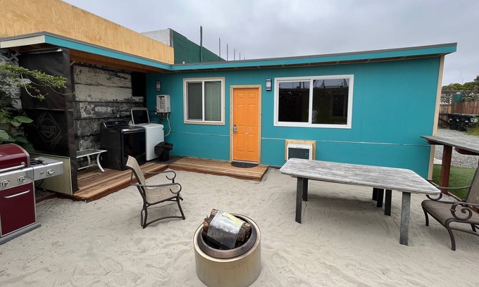Logan Heights House | GoodLifeResorts (Downtown, Airport) 4 BR, 10 guest