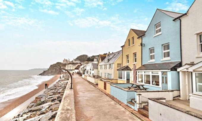 Torcross House | Goodwinds, 4 bed beachside house
