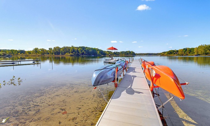Jerome House | Goose Lake Home: 13 Mi to Michigan Int'l Speedway