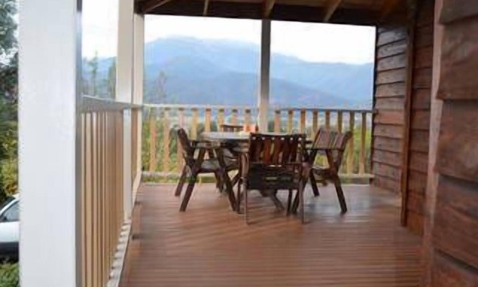 Tawonga South House | Gordon's Grandview Mt Beauty