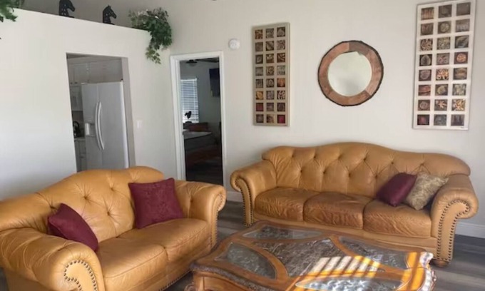 Sun 'N Lake Villa | Gorgeous 2-3 bedroom Sun N Lake Villa with Garage
