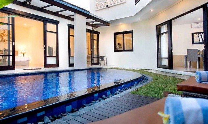 Sunset Road Villa | Gorgeous 2BR Villa In Kuta! W/Private Swimming Pool! 3Min Drive To The Beach!