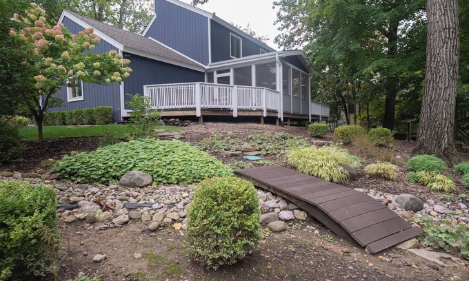 Fontana House | Gorgeous 4 BDR Home in Popular Abbey Springs! Tons of Onsite Resort Amenities