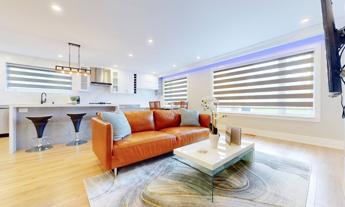 North York House | Gorgeous 5 Bedroom Home in North York