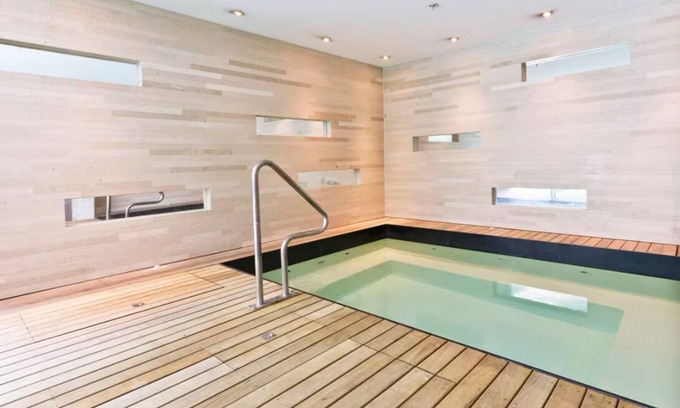 Auckland Central Business District Apartment | Gorgeous apartment in exclusive waterfront precinct