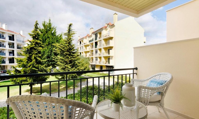 Lombos Apartment | Gorgeous Beach Apartment - Checkinhome