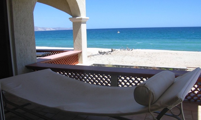 Buenavista Villa | Gorgeous Beach Front Villa on the Sea of Cortez in Baja