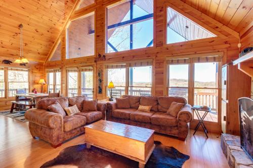 Blue Ridge House | Gorgeous Blue Ridge Mountain Retreat Deck and View!