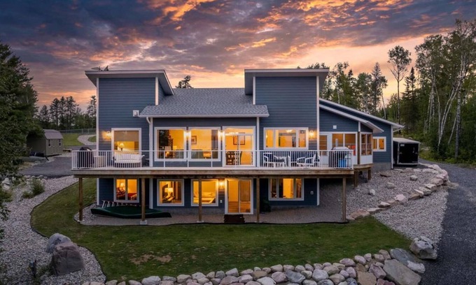 Kenora Cottage | Gorgeous Cottage on Black Sturgeon Lake - Kenora, Ontario