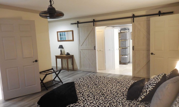 Elkton Cottage | Gorgeous cottage w/pool on horse property in St. Augustine