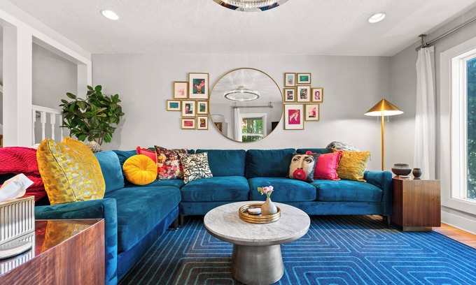 Downtown Salt Lake City House | Gorgeous Downtown Home near Convention Ctr, State Capitol, Shopping & Food!