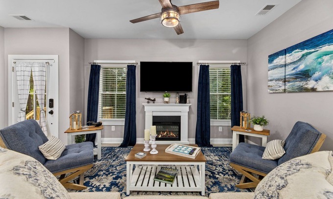 Pawleys Island House | Gorgeous getaway with all the extras included!