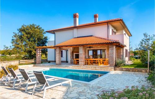 Krmed House | Gorgeous Home In Krmed With Wifi