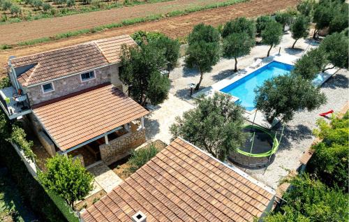 Kobas House | Gorgeous Home In Ston
