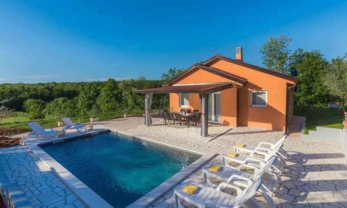Radini House | Gorgeous home in Umag