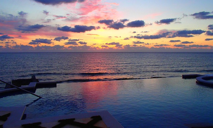 Isla Mujeres House | Gorgeous luxurious retreat on the Caribbean with unrestricted views!