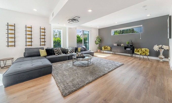 Valley Village House | Gorgeous/Modern 4bdr townhouse!!!