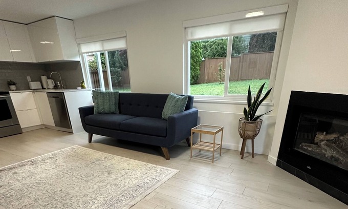 Maple Ridge House | Gorgeous one bedroom and pet friendly home away from home.