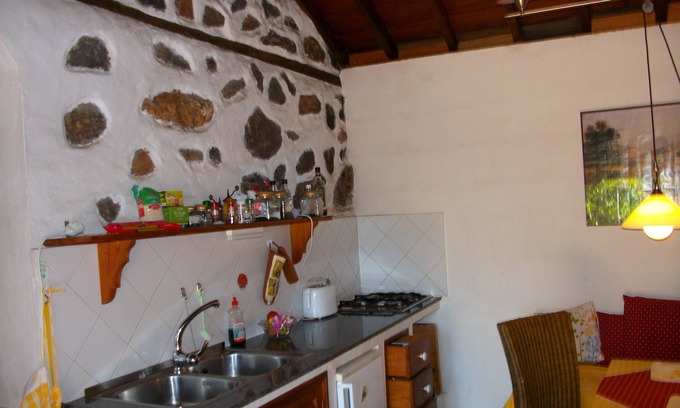 Puntagorda House | Gorgeous, quiet holiday home on a organic orange-finca, sea view